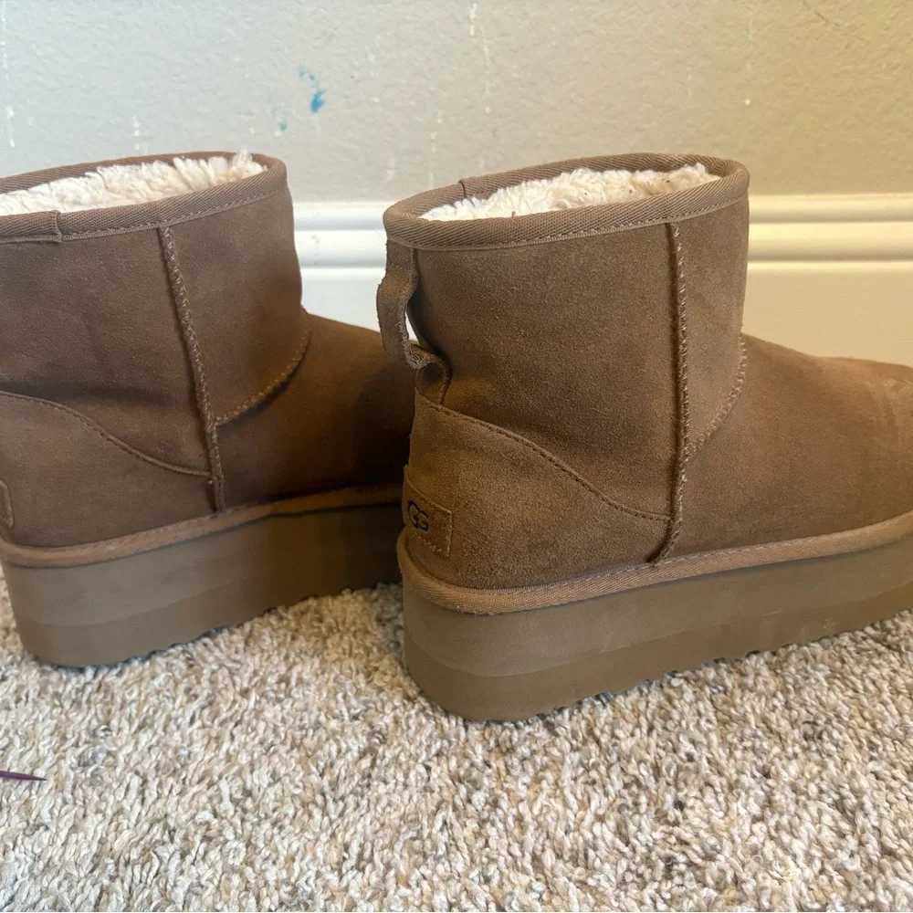 UGG Women's Brown Suede Platform Winter Boots